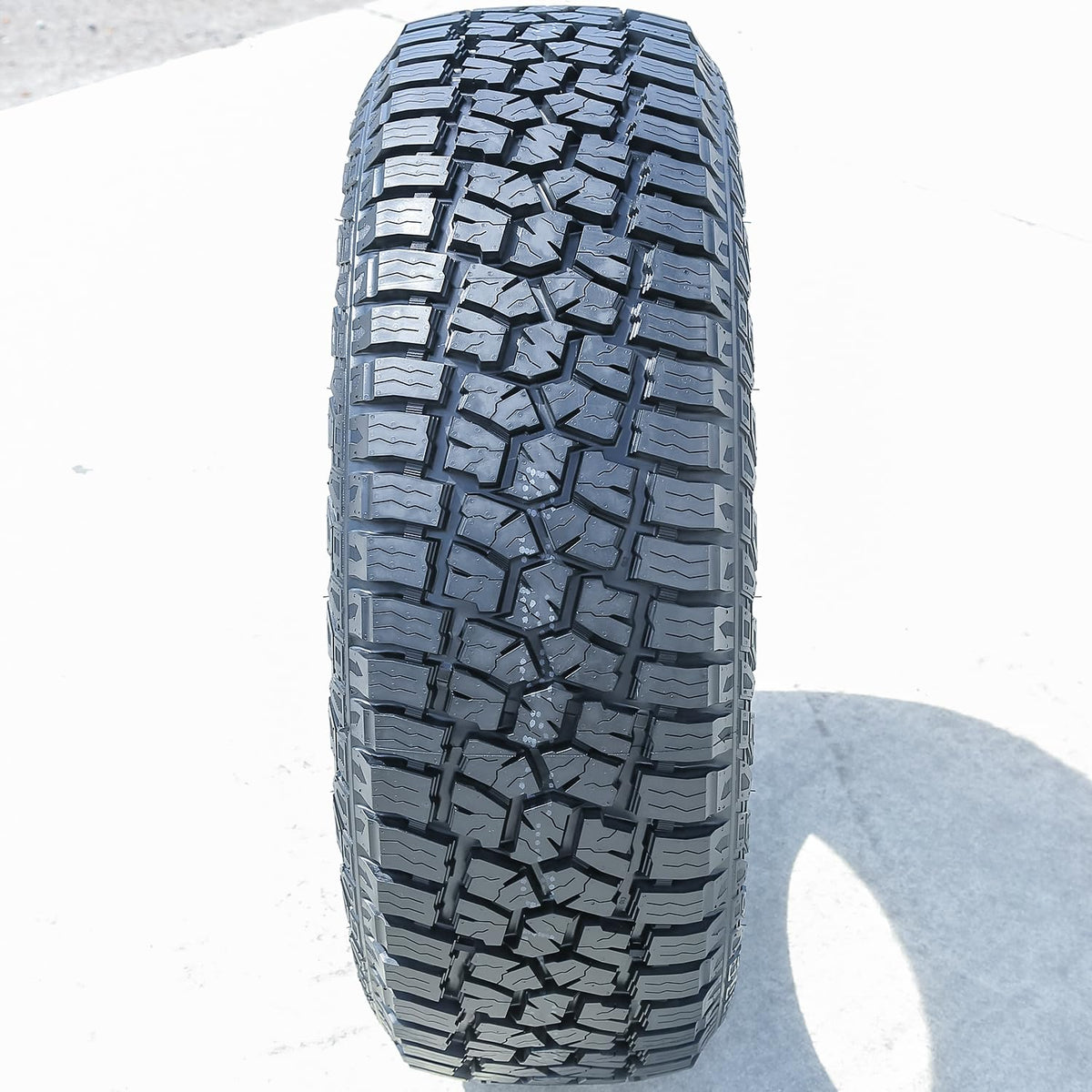 18 inch Tire N931