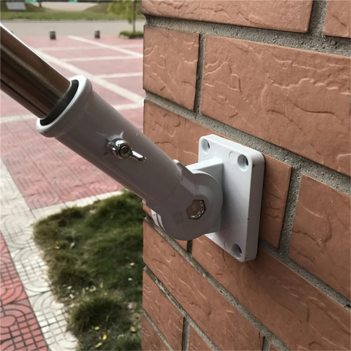 Adjustable Aluminum Flag Holder F644912